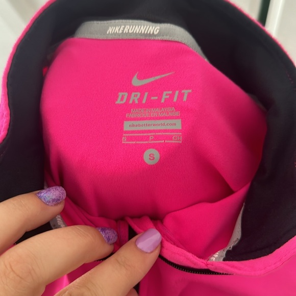 Nike Dri Fit Quarter Zip Sweatshirt - Picture 3 of 3